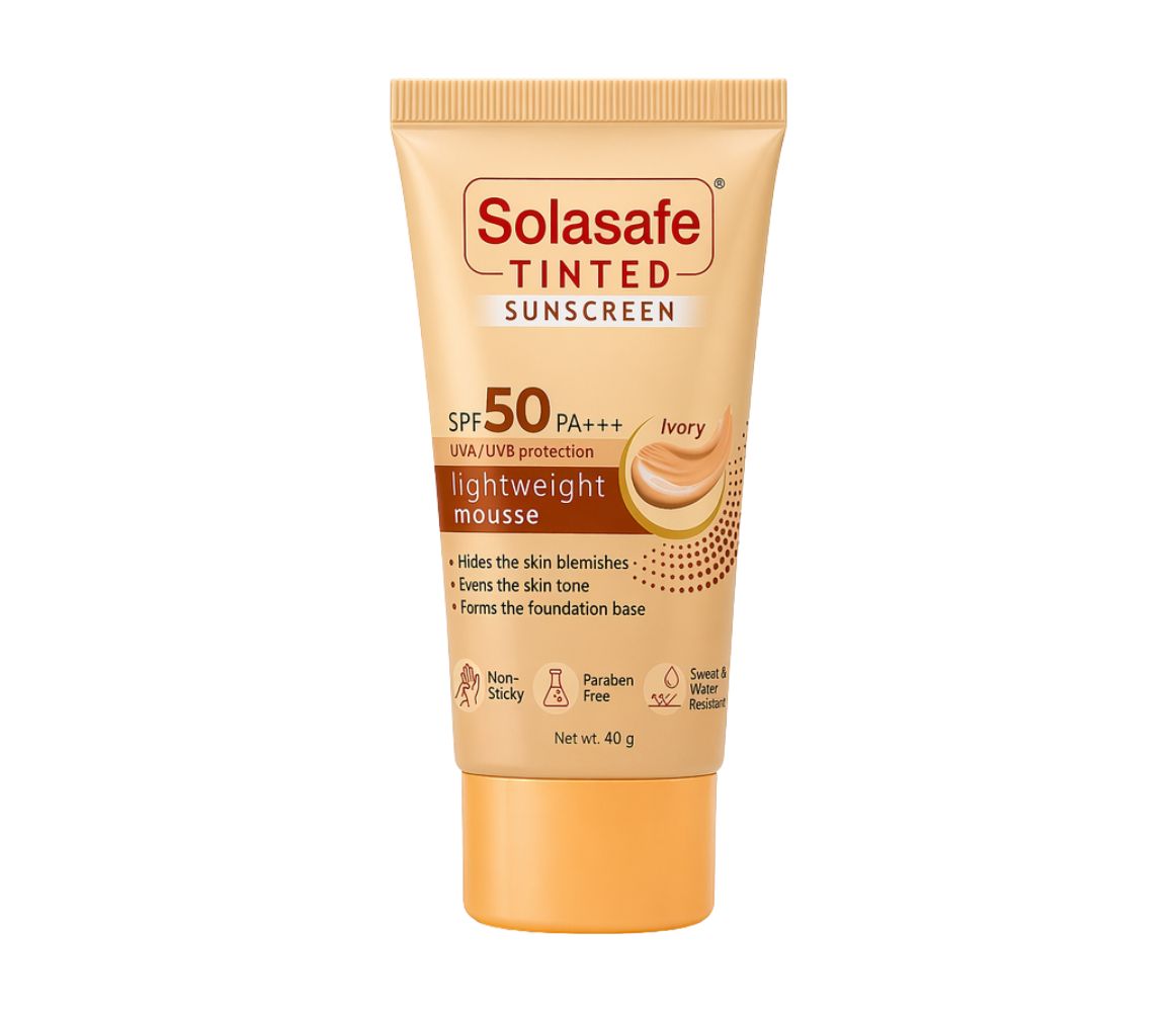 Solasafe Tinted Lightweight Mousse Sunscreen SPF 50 PA+++ (Ivory)
